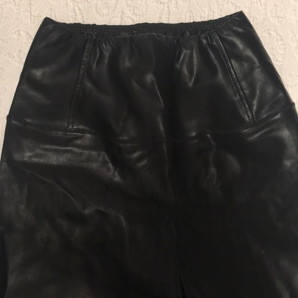 Leggings - Picture 2 of 3